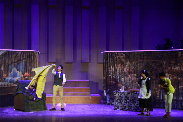 “为梦想痴狂 向经典致敬”-韩梅教授研究生毕业教学成果展演在公司上演